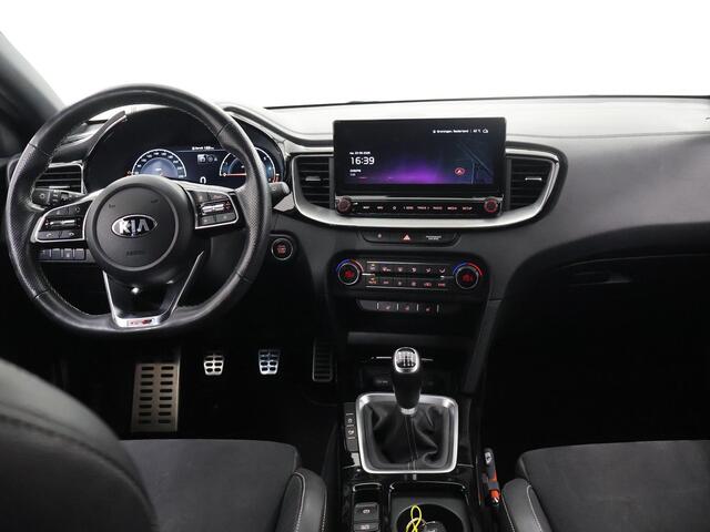 KIA PRO CEE D ProCeed 1.5 T-GDI GT-Line | Stoel/Stuurwielverwarming | Dodehoekdetectie | Elektrische achterklep | Keyless go | Parkeercamera |