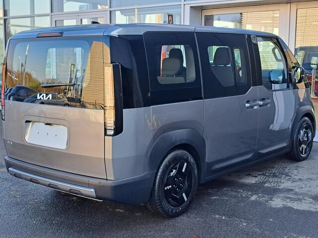 KIA PV5 Passenger Plus 71.2 kWh Direct leverbaar | Stoelverwarming voor | Stuurverwarming | V2L | Achteruitrijcamera | Batterijverwarming