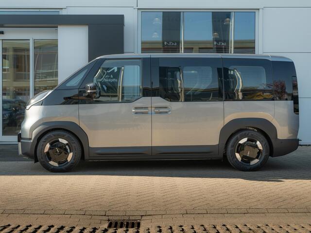 KIA PV5 Passenger Elite 71.2 kWh | Dubbele schuifdeur | PDC | 360 Graden Camera | Clima | Adapt. Cruise | BSM | Midden Airbag | 16" | Stoelverwarming & ventilatie | V2L