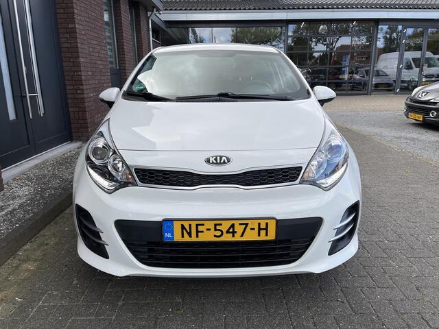 KIA RIO 1.2(4cil.) CVVT ExecutiveLine NAV | LED | CAMERA | CRUISE CONTROL | CLIMATE CONTROL