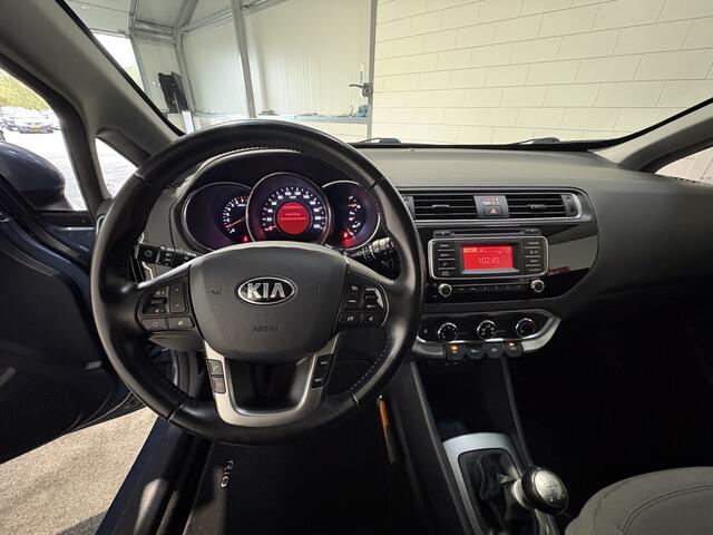 KIA RIO 1.2 CVVT DynamicLine, Volledig onderhouden, Keurige auto, Cruise control, Airco, Lichtmetaal met all season, Radio blue tooth, Parkeersensoren achter