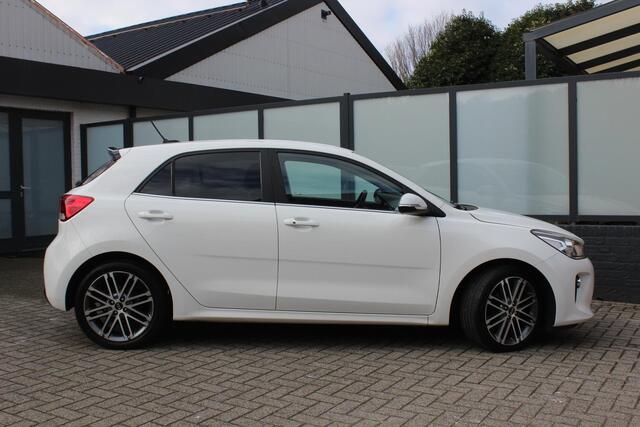 KIA RIO 1.4 DynamicLine Lederen bekleding, Navigatie, Camera, Carplay, Keyless, Nieuw model!