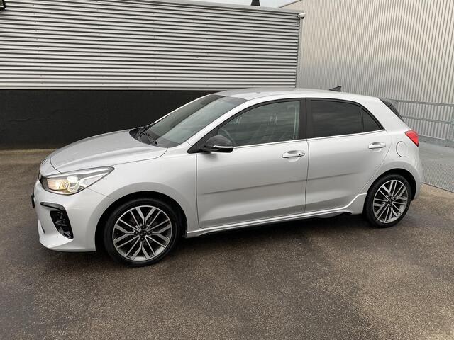 KIA RIO 1.0 TGDI GT-Line Nieuw geleverd, Dealeronderhouden, 1e eign. Stoel- & Stuurwiel verwarmd, LMV, Privacy glass, Smart Key, Achteruitrijcamera, Parkeersensoren achterzijde, BTW-auto