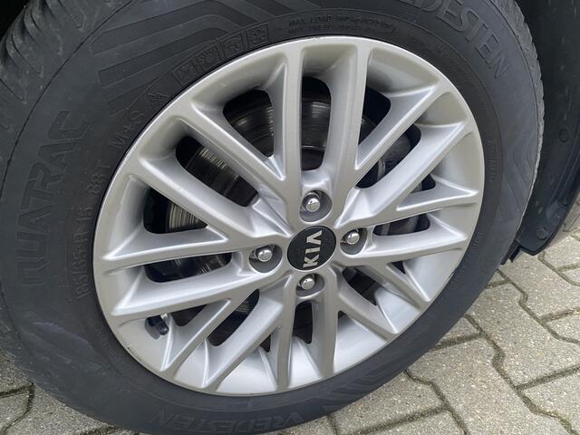 KIA RIO 1.0 TGDI DynamicLine Camera, Cruise Control & App-Connect