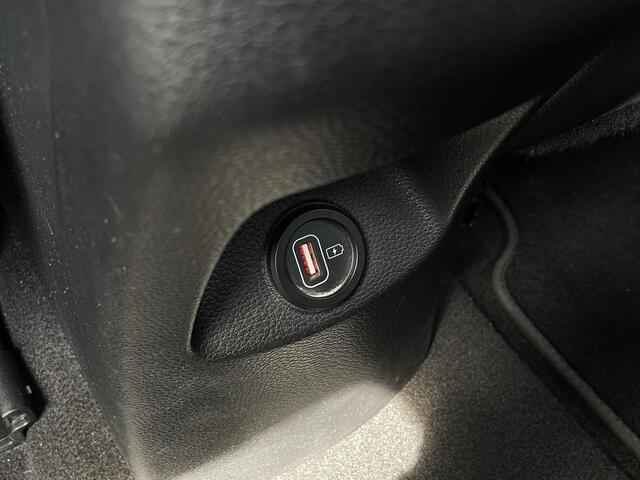 KIA RIO 1.0 T-GDi MHEV DynamicLine // Navigatie // Achteruitrijcamera // Apple Carplay //