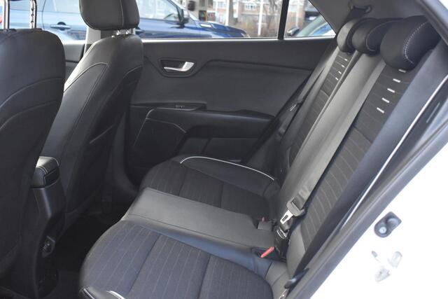 KIA RIO 1.0 T-GDi MHEV GT-Line | Navigatie | Camera | Stuur/Stoelverwarming | 12 mnd BOVAG garantie | Whatsapp 06-5318899