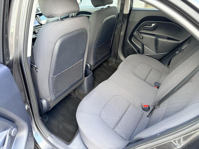 KIA RIO 1.2 CVVT DynamicLine | Cruise Control | Navigatie | Achteruitrijcamera | Climate Control