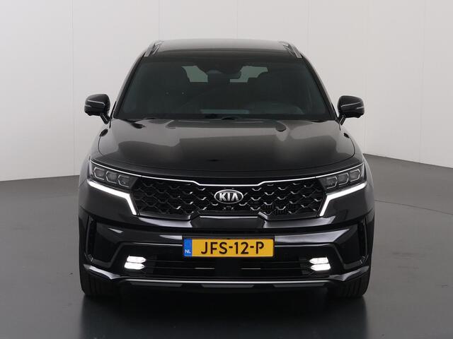 KIA SORENTO 1.6 T-GDI Plug-in Hybrid 4WD ExecutiveLine 7p. | Trekhaak | Nappa lederen bekleding | Panoramadak | Stoelventilatie | 360° camera | Dodehoekcamera |