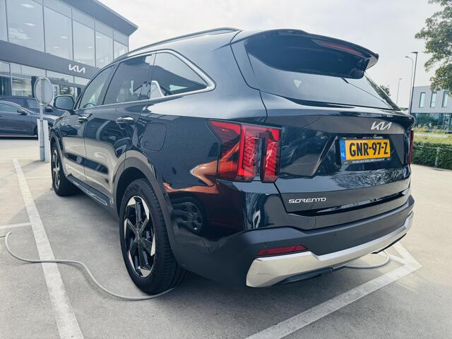 KIA SORENTO 1.6 T-GDi Plug-in Hybrid 4WD DynamicPlusLine 7p. Nw geleverd & Onderhouden | BTW auto | Bose | Panoramadak !