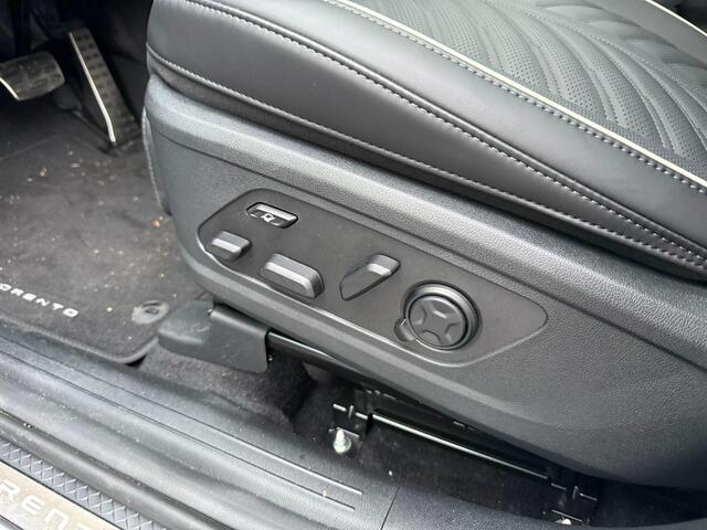 KIA SORENTO 1.6 T-GDi Plug-in Hybrid 4WD ExecutiveLine 7p. DEMO Verkoopprijs op aanvraag!