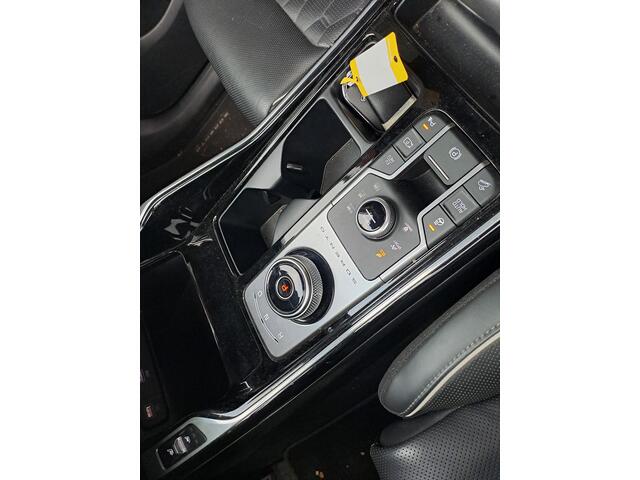 KIA SORENTO 1.6 T-GDI Plug-in Hybrid 4WD DynamicLine 7-Persoons,