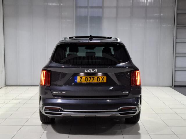 KIA SORENTO 1.6 T-GDI Plug-in Hybrid 4WD ExecutiveLine 7p. Trekhaak, NL auto, Btw auto, Schuif / kanteldak, Leer, Apple Carplay/Android Auto.