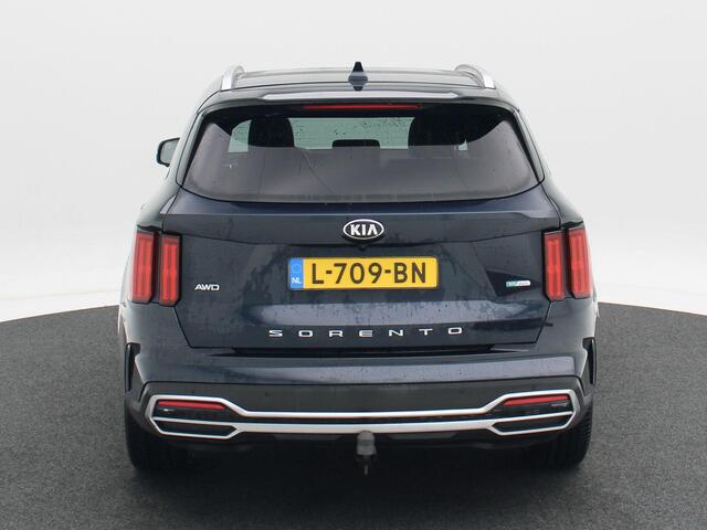 KIA SORENTO 1.6 T-GDi Plug-in Hybrid 4WD ExecutiveLine 7p. Automaat | Panoramadak | 360° Camera | Adaptive Cruise | Trekhaak | 19 Inch | 169.153 Km!
