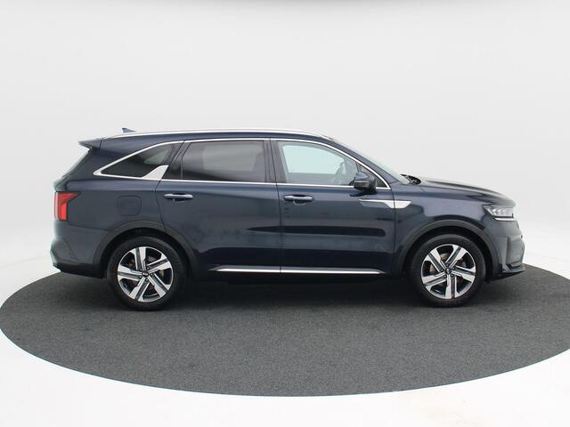 KIA SORENTO 1.6 T-GDi Plug-in Hybrid 4WD ExecutiveLine 7p. Automaat | Panoramadak | 360° Camera | Adaptive Cruise | Trekhaak | 19 Inch | 169.153 Km!