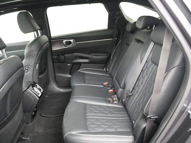 KIA SORENTO 1.6 T-GDI Plug-in Hybrid 4WD ExecutiveLine 5p. - Navigatie - Lederen bekleding - 360 Camera - Trekhaak