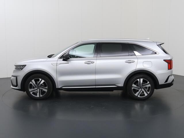 KIA SORENTO 1.6 T-GDI Plug-in Hybrid 4WD ExecutiveLine 7p. | Panoramaschuifdak | 360 Camera | Stoelventilatie | Head-up display | Keyless | Dodehoekcamera | Bose Premium Sound |