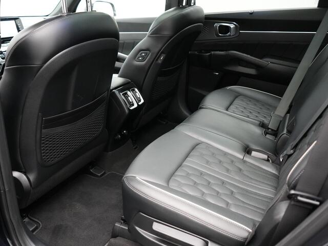 KIA SORENTO 1.6 T-GDI Plug-in Hybrid 4WD ExecutiveLine 265pk Dealer O.H | Panodak | Trekhaak Afn. | Adaptive Cruise | Lederen Comfortzetels Ventilatie & Memory | 360 Camera | Head Up | BOSE | Cameraspiegels | Matrix LED |