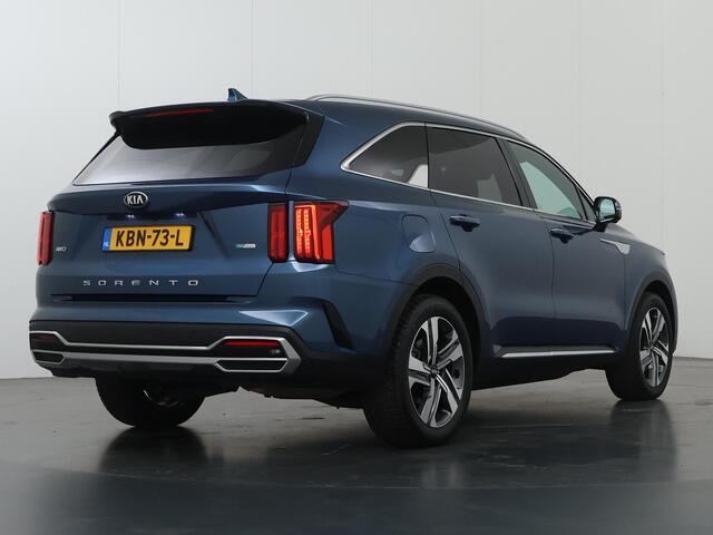 KIA SORENTO 1.6 T-GDI Plug-in Hybrid 4WD ExecutiveLine 7p. | Panoramaschuifdak | 360 Camera | Stoelventilatie | Head-up display | Keyless | Dodehoekcamera | Bose Premium Sound |