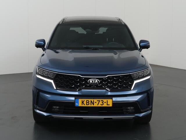 KIA SORENTO 1.6 T-GDI Plug-in Hybrid 4WD ExecutiveLine 7p. | Panoramaschuifdak | 360 Camera | Stoelventilatie | Head-up display | Keyless | Dodehoekcamera | Bose Premium Sound |