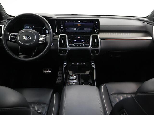 KIA SORENTO 1.6 T-GDI Plug-in Hybrid 4WD ExecutiveLine 7p. | Panoramaschuifdak | 360 Camera | Stoelventilatie | Head-up display | Keyless | Dodehoekcamera | Bose Premium Sound |