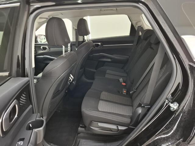 KIA SORENTO 1.6 T-GDI Plug-in Hybrid 4WD ComfortLine 5p. | 49.700 km | Trekhaak | Virtual Cockpit | WORDT VERWACHT!