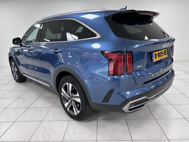 KIA SORENTO 1.6 T-GDI Plug-in Hybrid 4WD DynamicPlusLine 7p. ELEKTRISCH PANORAMADAK | SOH 97,9 % | NAVIGATIE | ACHTERUITRIJCAMERA