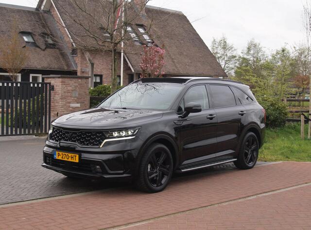 KIA SORENTO 1.6 T-GDI Plug-in Hybrid 4WD DynamicPlusLine 7p. | Panoramadak | Camera | Apple Carplay | Cruise Control | BOSE |