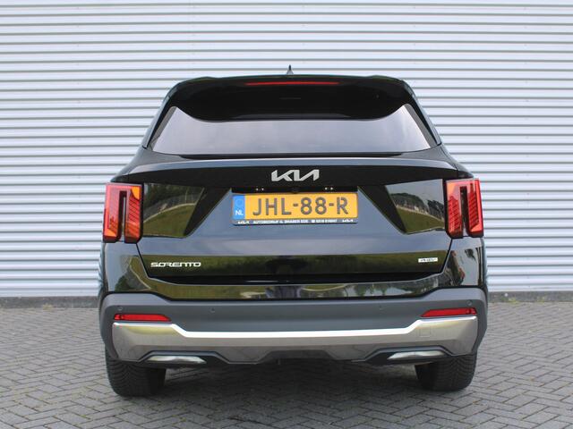 KIA SORENTO 1.6 T-GDi Plug-in Hybrid 4WD ExecutiveLine 6p. | BTW Auto | Captain Chairs | Trekhaak | Leder | 360° Camera | Pano | Stoelgeheugen | All season banden |
