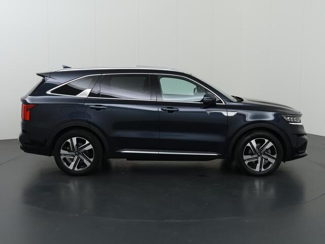 KIA SORENTO 1.6 T-GDI Plug-in Hybrid 4WD ExecutiveLine 7p. | Panoramaschuifdak | 360 Camera | Stoelventilatie | Head-up display | Keyless | Dodehoekcamera | Bose Premium Sound |