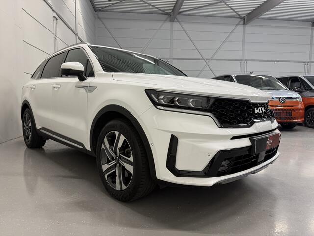 KIA SORENTO 1.6 T-GDI Plug-in Hybrid 4WD Platinum LEER/HEAD-UP/BOSE/360CAMERA/LED/VENTILATIE+MEMORY/CARPLAY/19"/EL.A.KLEP/DONKERE-HEMEL/NIVEAU-REGELING/KIA FABRIEKS-GARANTIE T/M 12-2028