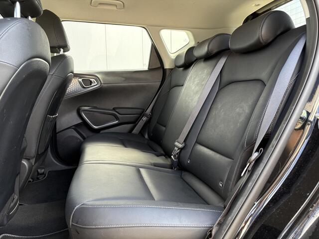 KIA SOUL e-Soul ExecutiveLine 64 kWh SOH 100% / Navigatie / Cruise Control / Head Up Display / Stoel Verkoeling & Verwarming /