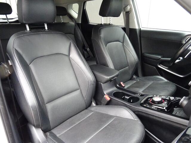 KIA SOUL e-Soul ExecutiveLine 64 kWh * TREKHAAK * LEER * DEALER ONDERH. !!