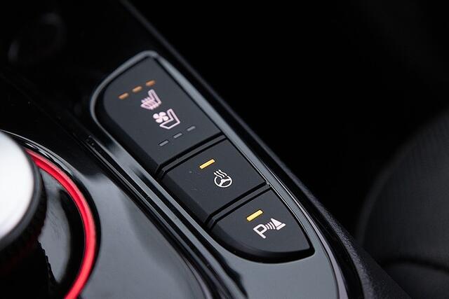 KIA SOUL e-Soul ExecutiveLine 64 kWh | SOH 100% | NAVI | LEDER | Stoelventilatie