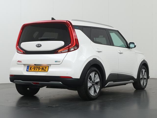 KIA SOUL e-Soul ExecutiveLine 64 kWh | Harman/Kardon Audio | Head Up display | Adaptieve Cruise Control | Stoelverwarming | Navigatie | Achteruitrijcamera | Apple Carplay