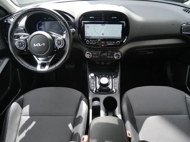KIA SOUL e-Soul DynamicPlusLine 64 kWh | SOH 93,4% | Warmtepomp | Navigatie | Adaptief | Camera | Stoel/Stuurverwarming