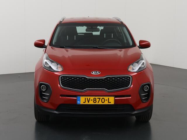 KIA SPORTAGE 1.6 GDI ComfortLine Navigator | Trekhaak | Navigatiesysteem | Parkeercamera | Lederen Stuurwiel | Airco |