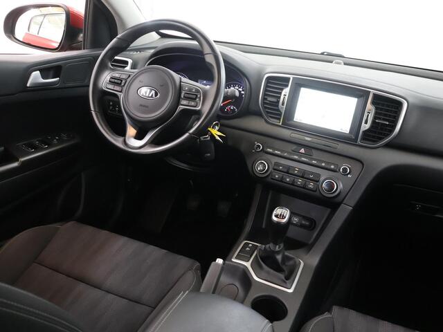 KIA SPORTAGE 1.6 GDI ComfortLine Navigator | Trekhaak | Navigatiesysteem | Parkeercamera | Lederen Stuurwiel | Airco |