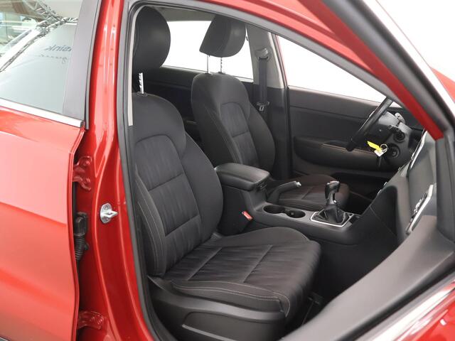 KIA SPORTAGE 1.6 GDI ComfortLine Navigator | Trekhaak | Navigatiesysteem | Parkeercamera | Lederen Stuurwiel | Airco |