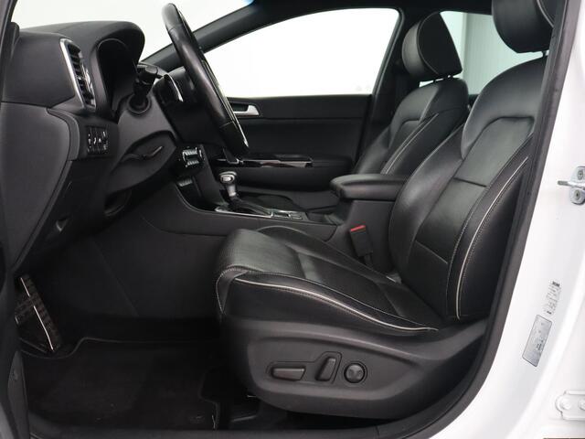 KIA SPORTAGE 1.6 T-GDI 4WD GT-Line PlusLine | Panoramadak | Stoelventilatie | Adaptive cruise | JBL Sound | Camera | Trekhaak | Leder | Navigatie | Keyless | Xenon