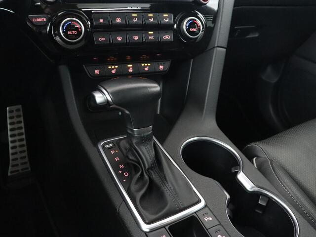 KIA SPORTAGE 1.6 T-GDI 4WD GT-Line PlusLine | Panoramadak | Stoelventilatie | Adaptive cruise | JBL Sound | Camera | Trekhaak | Leder | Navigatie | Keyless | Xenon
