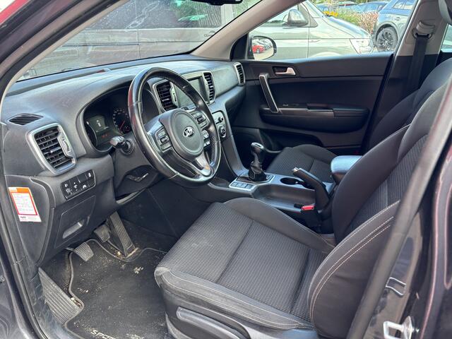 KIA SPORTAGE 1.6 GDI First Edition CAMERA / NAVI / CLIMA / PDC / BLUETOOTH / CRUISE / NL-AUTO