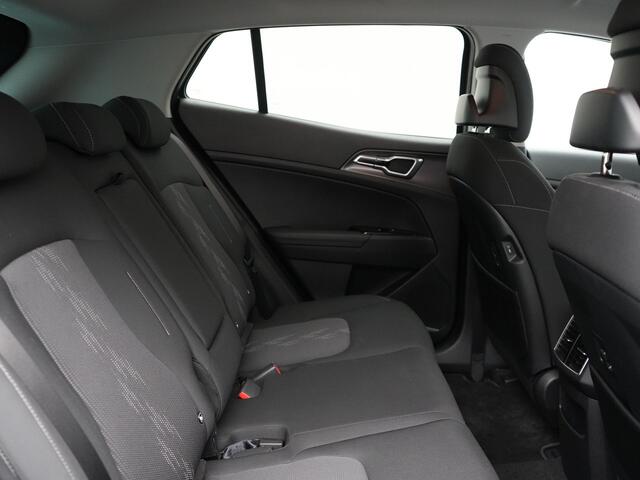 KIA SPORTAGE 1.6 T-GDi Plug In Hybrid DynamicLine 265pk PHEV | Adaptive Cruise | Widescreen | Stoelen & Stuur Verwarmd | Camera | Apple Carplay | Navigatie | DAB |