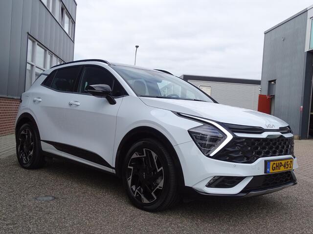 KIA SPORTAGE 1.6 T-GDi Plug-in Hybrid AWD GT-Line AWD | 360 CAMERA | PANORAMADAK | STOELVERWARMING | STOELKOELING | GT-LINE | NAVIGATIE | ALCANTARA INTERIEUR | LED | DODEHOEK DETECTIE | HARMAN/KARDON |