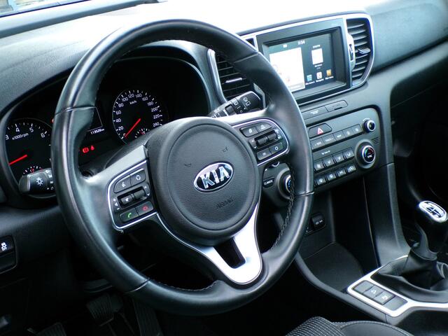 KIA SPORTAGE 1.6 T-GDI DynamicPlusLine, Trekhaak / Carplay + Android Auto / Elektr. Schuifdak / Sensoren + Camera / Navigatie / Climate Control / 19'' LMV