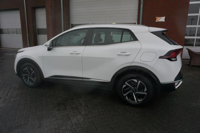KIA SPORTAGE 1.6 T-GDI HEV 230PK DYNAMICLINE CAMERA ANDROID/APPLECARPLAY NAVI FULL LED ADAPTIEVE CRUISE CLIMA PDC V+A 17INCH PRIVACYGLAS BLUETOOTH ENZ...
