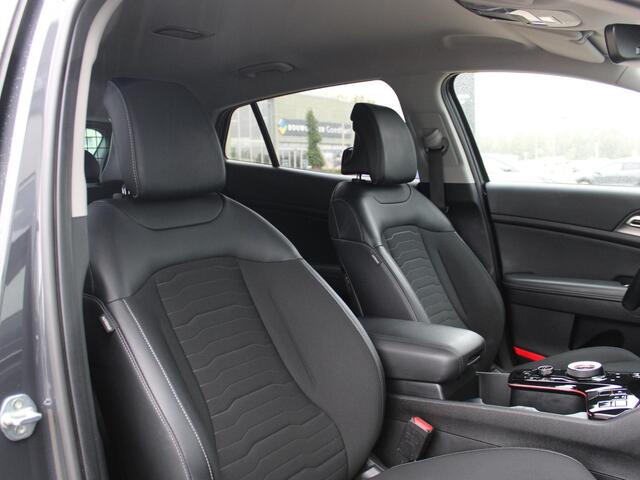 KIA SPORTAGE 1.6 T-GDi Plug-in Hybrid AWD DynamicPlusLine | VOORRAAD VOORDEEL ! | Schuif kantel dak |