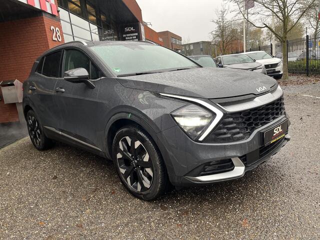 KIA SPORTAGE 1.6 T-GDi Plug-in Hybrid AWD DynamicPlusLine // ADAPT. CRUISE // CAMERA+SENSOREN // NAVI+CARPLAY // STUUR+STOELVERWARMING //