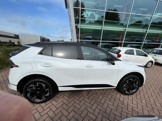 KIA SPORTAGE 1.6 T-GDi Plug-in Hybrid AWD GT-PlusLine Kia Sportage 1.6 T-GDi Plug-in Hybrid GT-PlusLine Btw-auto | Harman & Kardon