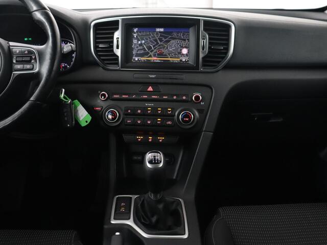 KIA SPORTAGE 1.6 GDI First Edition | Stoel & stuurverwarming | Camera | Navigatie | Achterbankverwarming | Bluetooth | Climate control | Bluetooth | Cruise control | Dodehoek detectie
