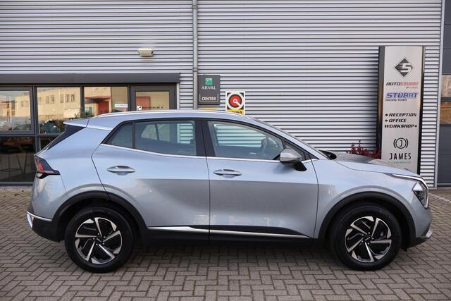 KIA SPORTAGE 1.6 T-GDi Hybrid DynamicLine Let OP Geen Afleverkosten 7 jaar Fabrieksgarantie | Onderhoud volgens schema gehad | Dealer Onderh | BTW | Camera | Carplay | Ad Cruise | Navi | Climate | Bots | Full Led | Start/Stop | PDC